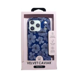 D3-N VELVET CAVIAR - MagSafe Case for Apple iPhone 17 Pro - Midnight Blossom